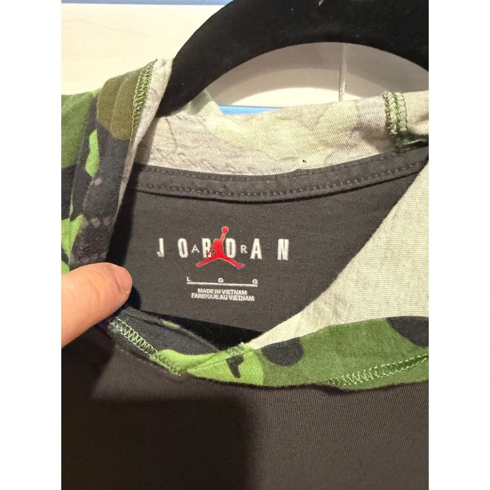 Jordan Michigan Wolverines Long Sleeve Hooded Shirt Mens Large Gray Camo
